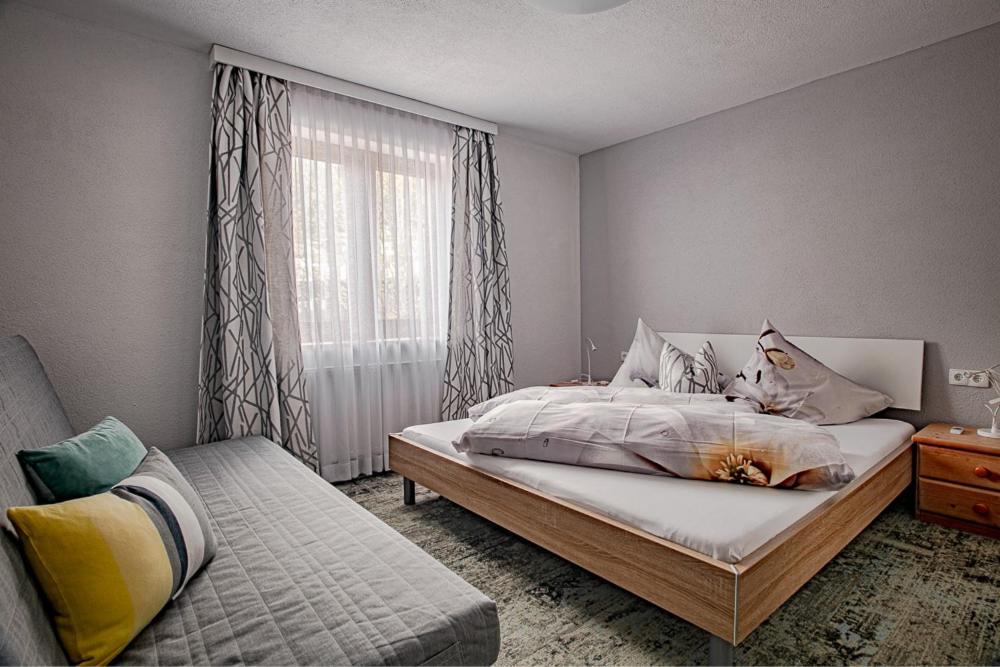 Apartments Leszek Elis 141 Зе Екстер'єр фото