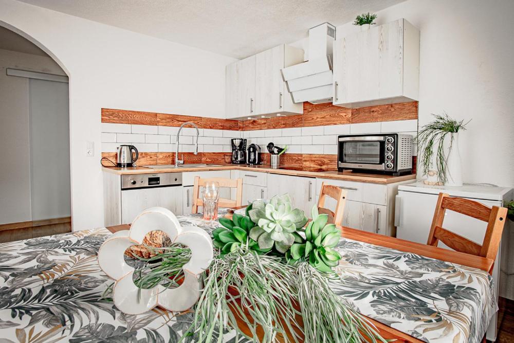Apartments Leszek Elis 141 Зе Екстер'єр фото