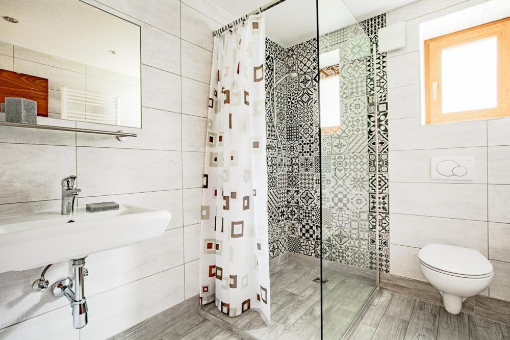 Apartments Leszek Elis 141 Зе Екстер'єр фото