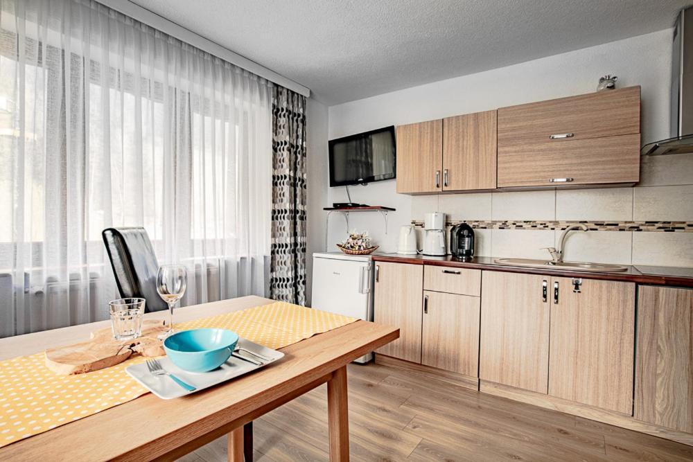 Apartments Leszek Elis 141 Зе Екстер'єр фото